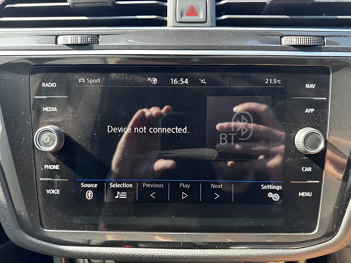 Used 2019 Volkswagen Tiguan R-Line Black - Interior and Exterior details 18