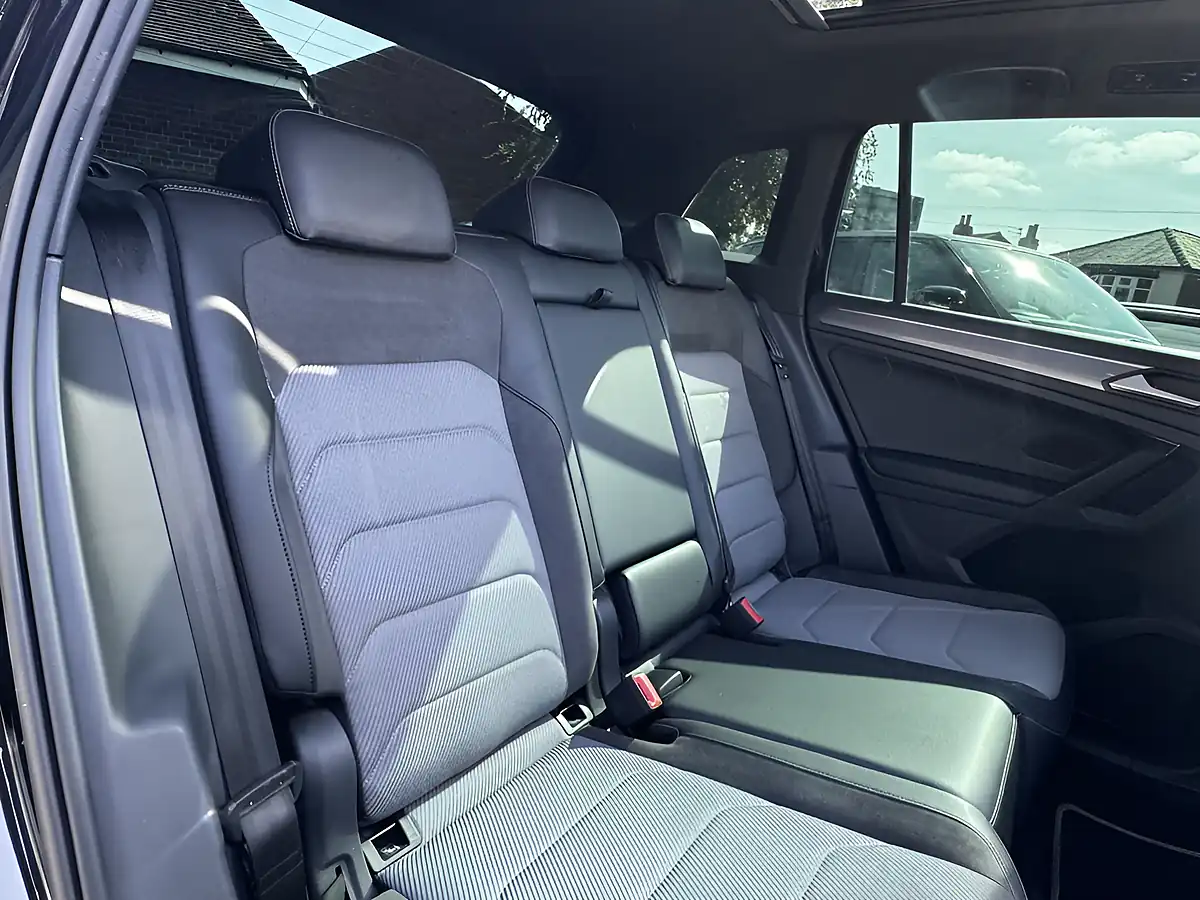 Used 2019 Volkswagen Tiguan R-Line Black - Interior and Exterior details 19