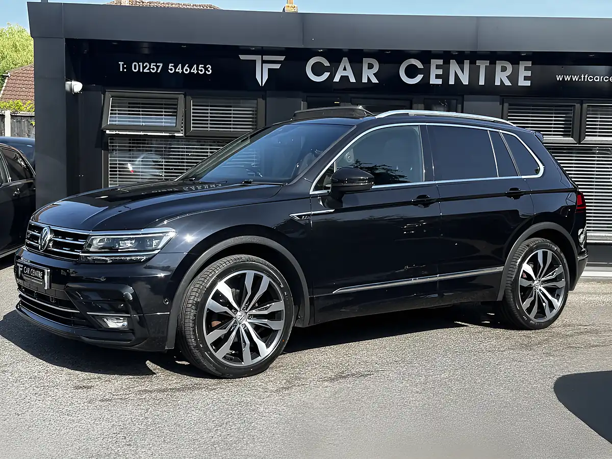 Used 2019 Volkswagen Tiguan R-Line Black - Interior and Exterior details 2