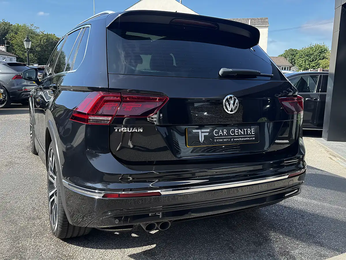 Used 2019 Volkswagen Tiguan R-Line Black - Interior and Exterior details 7