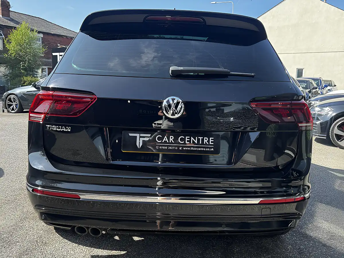 Used 2019 Volkswagen Tiguan R-Line Black - Interior and Exterior details 8