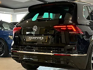 Used 2019 Volkswagen Tiguan R-Line Black - Interior and Exterior details 8