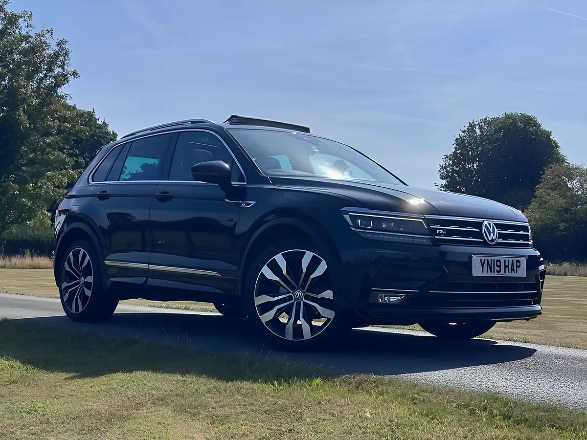 Used 2019 Volkswagen Tiguan R-Line Black - Interior and Exterior details 2