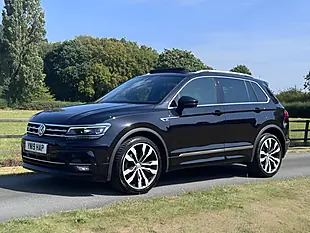 Used 2019 Volkswagen Tiguan R-Line Black - Interior and Exterior details 7