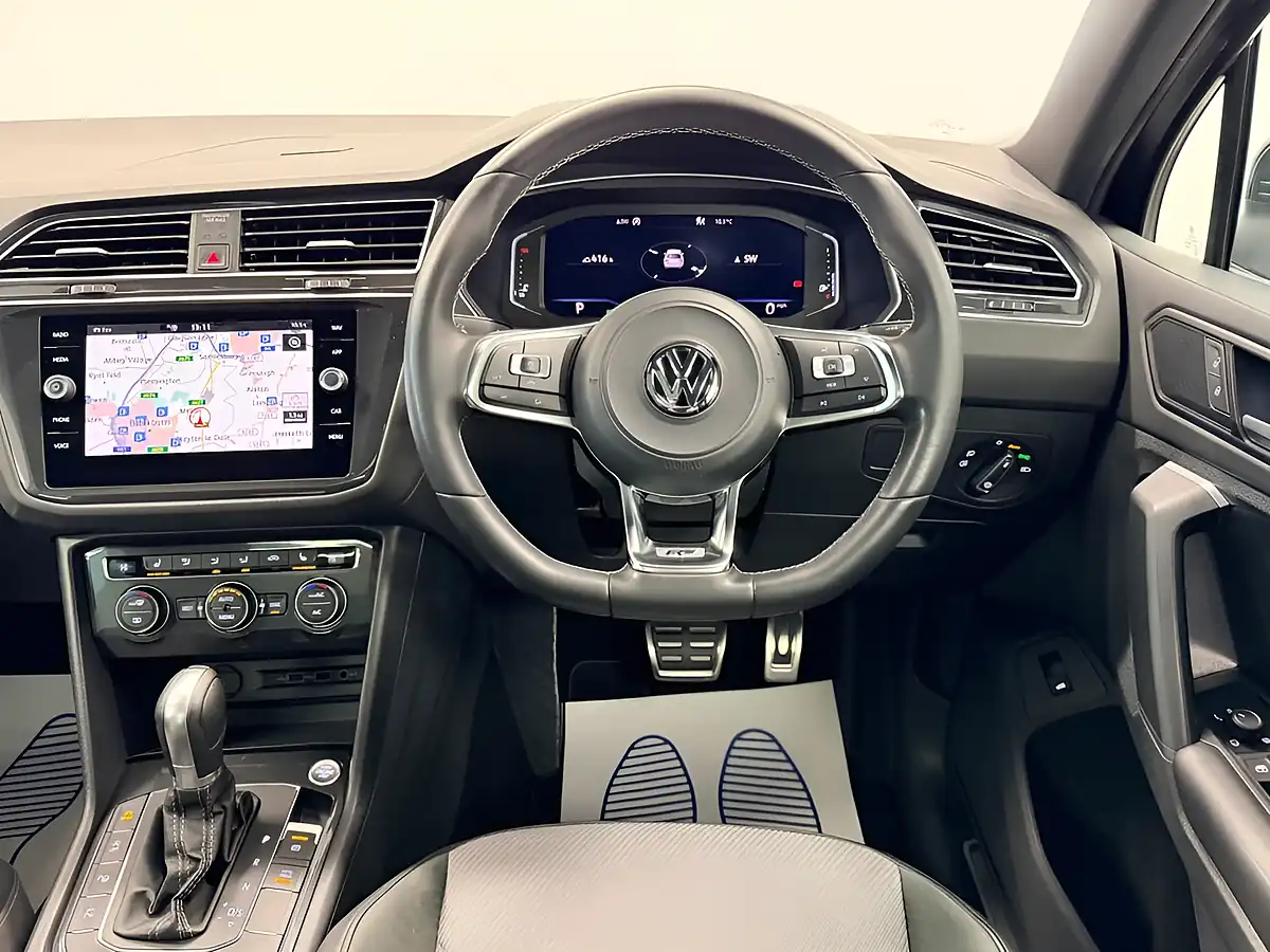 Used 2019 Volkswagen Tiguan R-Line Deep Black - Interior and Exterior details 11