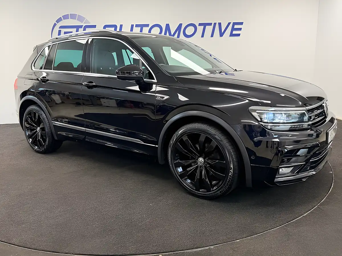 Used 2019 Volkswagen Tiguan R-Line Deep Black - Interior and Exterior details 18