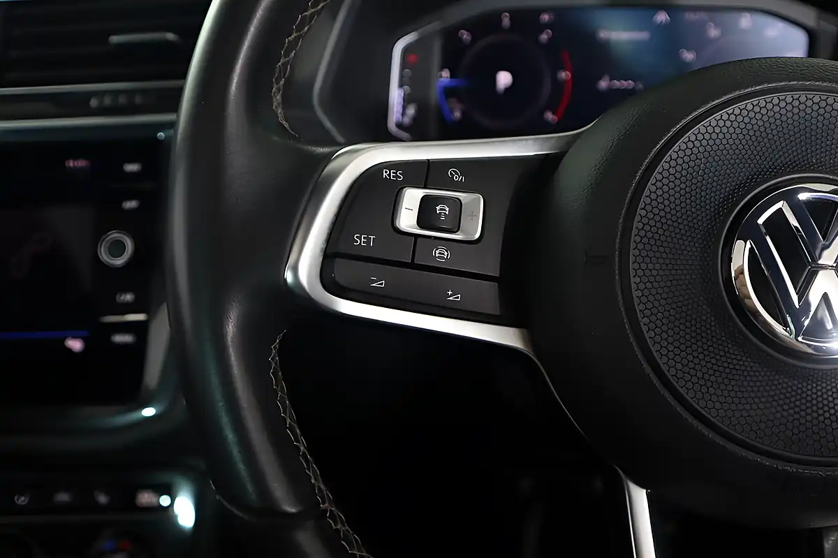 Used 2019 Volkswagen Tiguan R-Line Grey - Interior and Exterior details 14