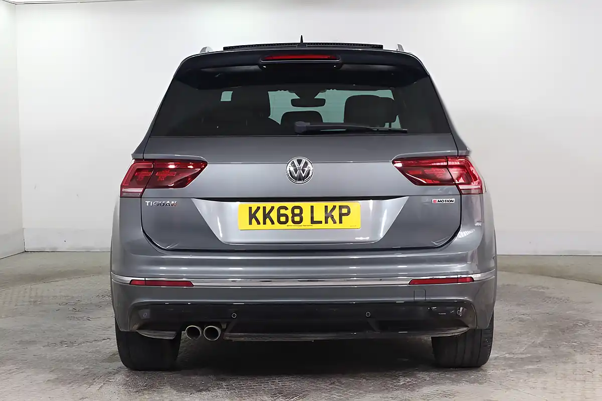 Used 2019 Volkswagen Tiguan R-Line Grey - Interior and Exterior details 5