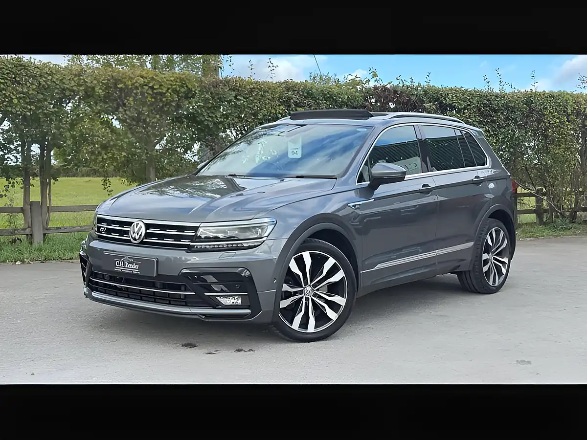Used 2019 Volkswagen Tiguan R-Line Grey - Interior and Exterior details 14