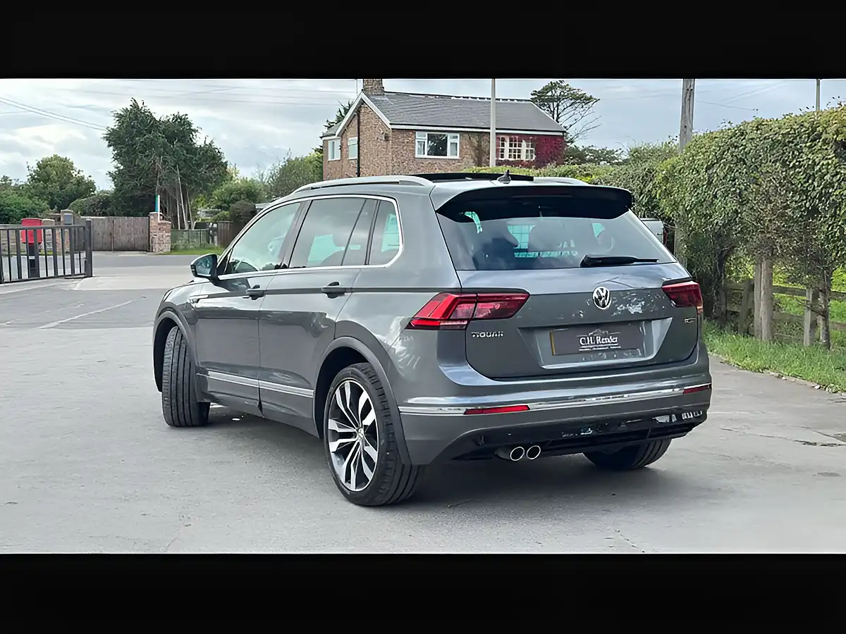 Used 2019 Volkswagen Tiguan R-Line Grey - Interior and Exterior details 9