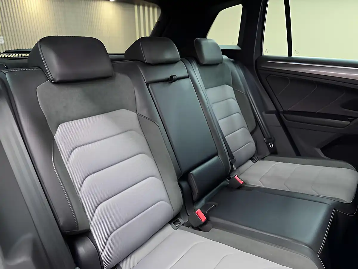 Used 2019 Volkswagen Tiguan R-Line Grey - Interior and Exterior details 10