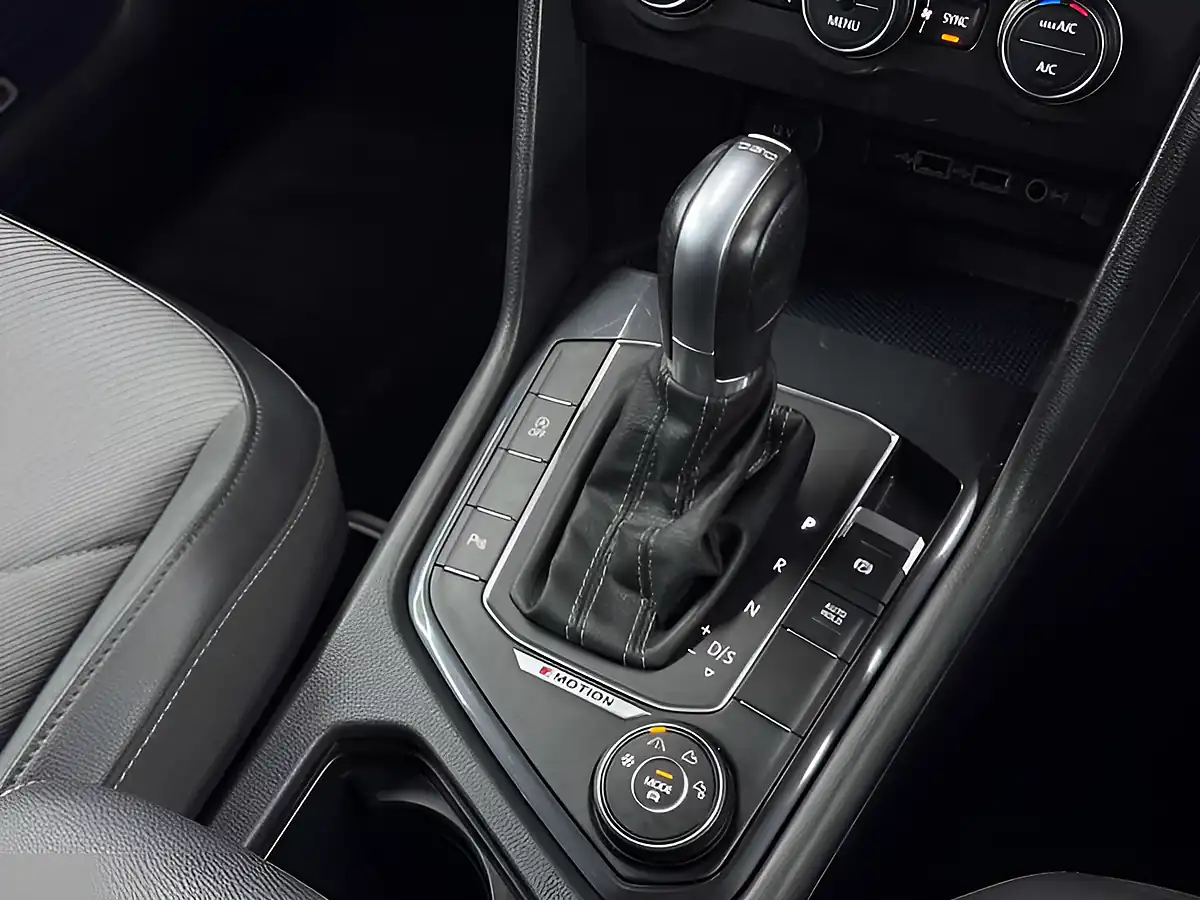 Used 2019 Volkswagen Tiguan R-Line Grey - Interior and Exterior details 13