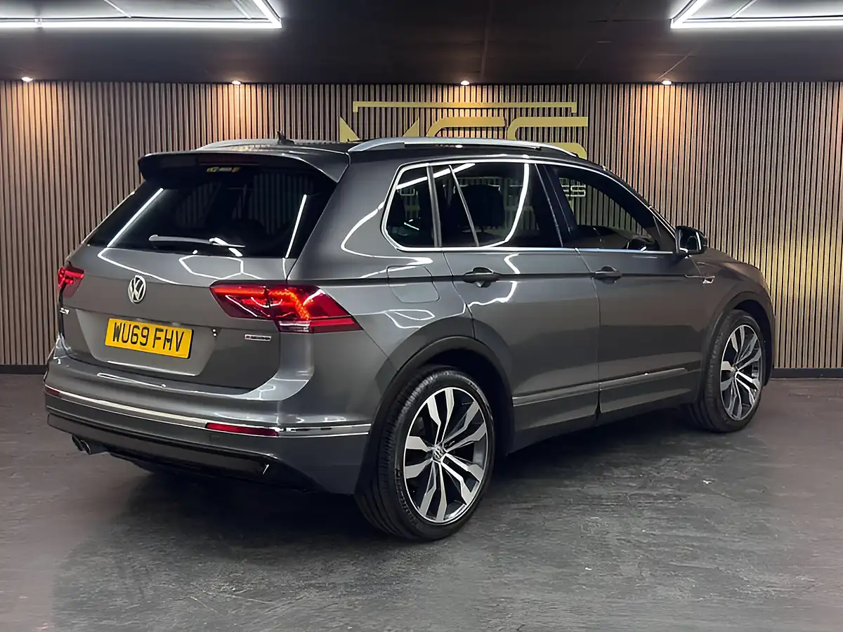 Used 2019 Volkswagen Tiguan R-Line Grey - Interior and Exterior details 5