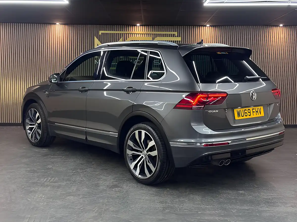 Used 2019 Volkswagen Tiguan R-Line Grey - Interior and Exterior details 7