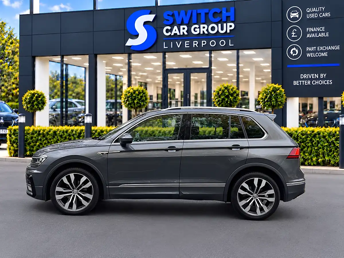 Used 2019 Volkswagen Tiguan R-Line Indium Grey - Interior and Exterior details 5