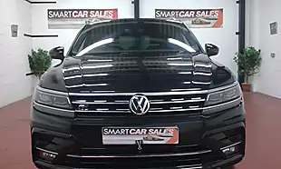 Used 2019 Volkswagen Tiguan R Line Metallic Black - Interior and Exterior details 4