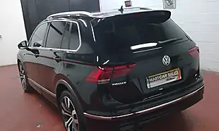Used 2019 Volkswagen Tiguan R Line Metallic Black - Interior and Exterior details 6