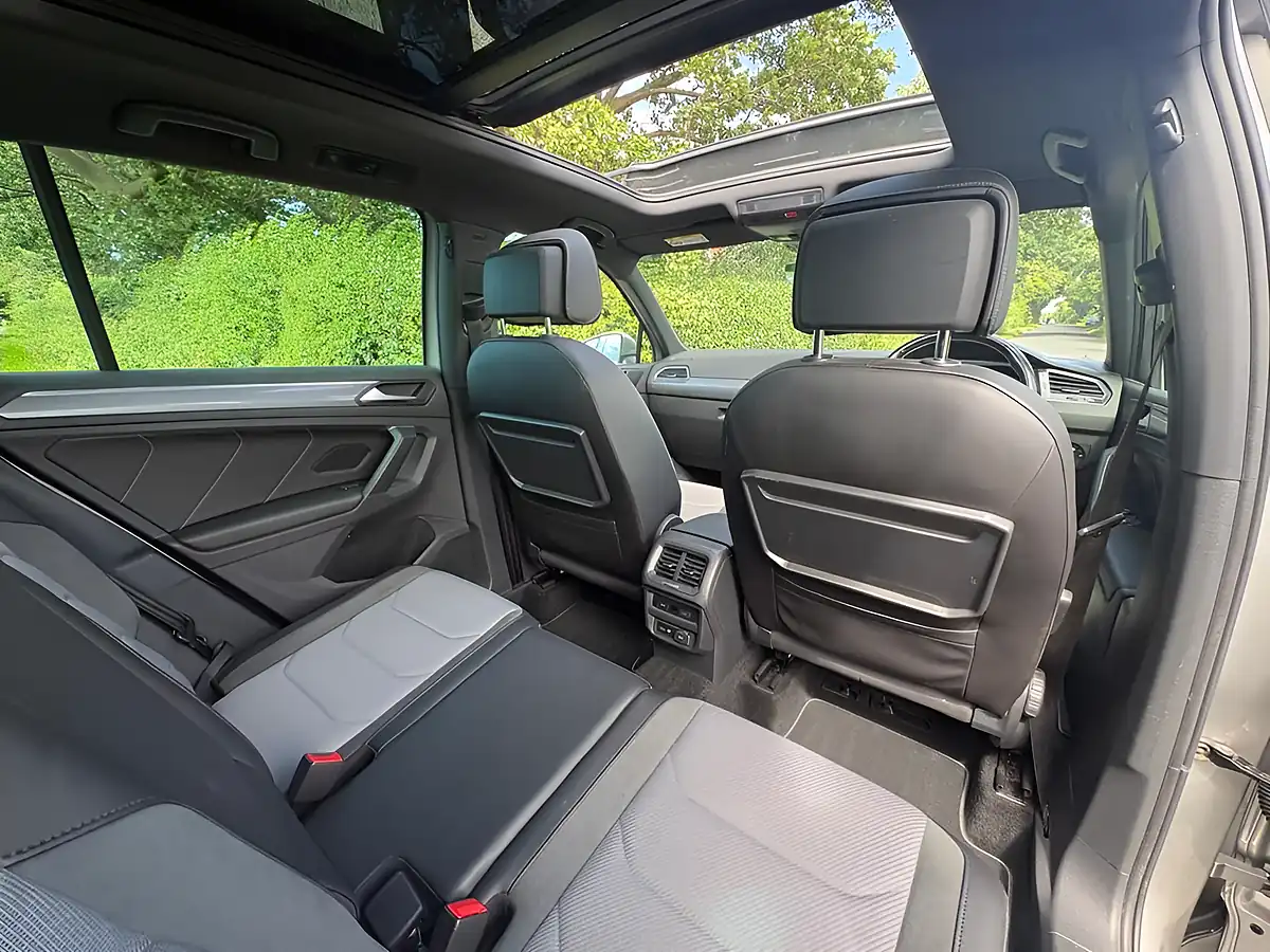 Used 2019 Volkswagen Tiguan R-Line Silver - Interior and Exterior details 20