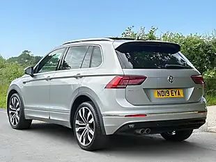 Used 2019 Volkswagen Tiguan R-Line Silver - Interior and Exterior details 7