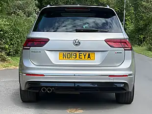 Used 2019 Volkswagen Tiguan R-Line Silver - Interior and Exterior details 8