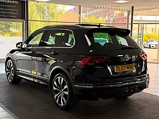 Used 2019 Volkswagen Tiguan R-Line Tech Black - Interior and Exterior details 9