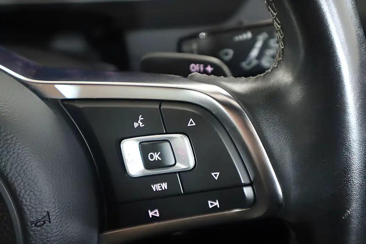 Used 2019 Volkswagen Tiguan R-Line Tech Black - Interior and Exterior details 14