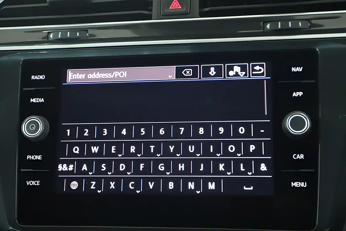 Used 2019 Volkswagen Tiguan R-Line Tech Black - Interior and Exterior details 17