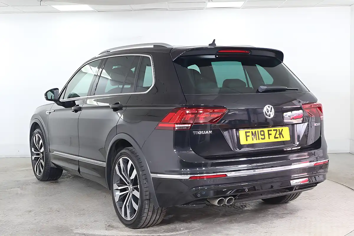 Used 2019 Volkswagen Tiguan R-Line Tech Black - Interior and Exterior details 6