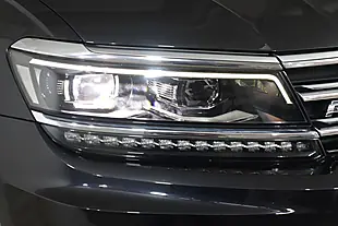 Used 2019 Volkswagen Tiguan R-Line Tech Black - Interior and Exterior details 9