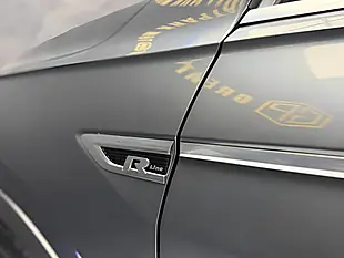 Used 2019 Volkswagen Tiguan R-Line Tech Grey - Interior and Exterior details 10