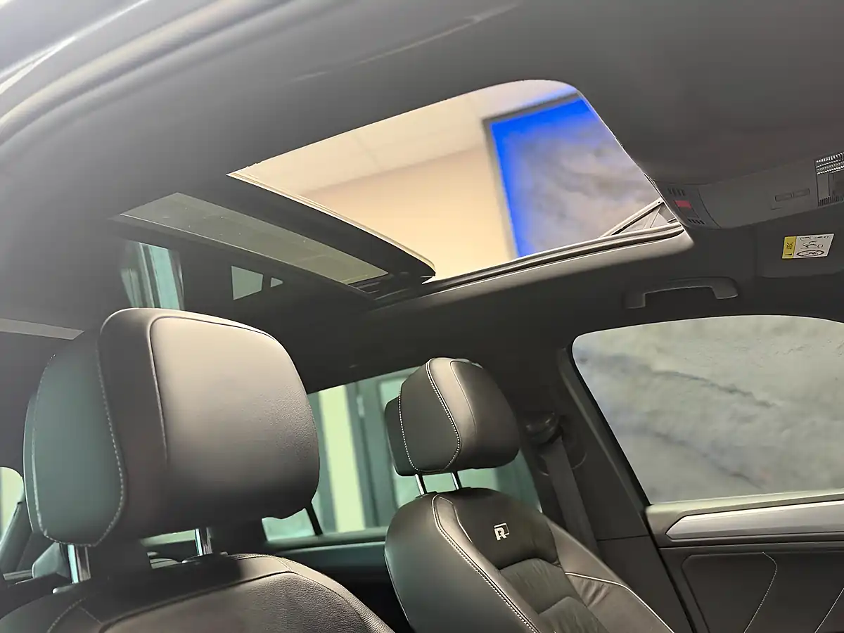Used 2019 Volkswagen Tiguan R-Line Tech Grey - Interior and Exterior details 13