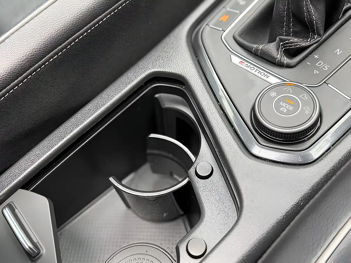 Used 2019 Volkswagen Tiguan R-Line Tech Grey - Interior and Exterior details 18