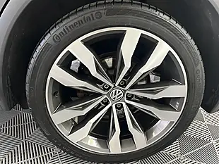 Used 2019 Volkswagen Tiguan R-Line Tech Grey - Interior and Exterior details 10