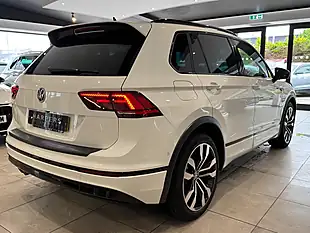 Used 2019 Volkswagen Tiguan R-Line Tech - Interior and Exterior details 10
