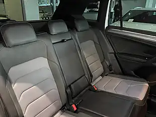 Used 2019 Volkswagen Tiguan R-Line Tech - Interior and Exterior details 12