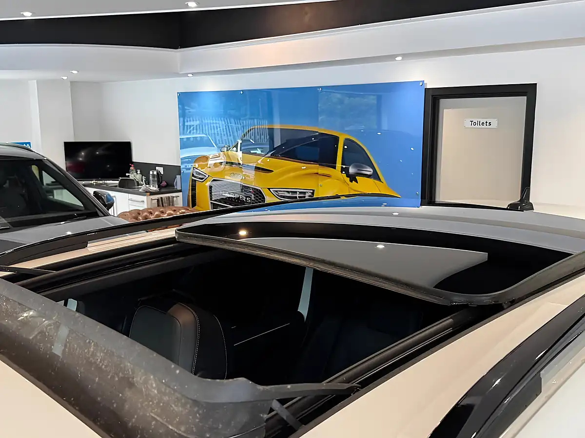 Used 2019 Volkswagen Tiguan R-Line Tech - Interior and Exterior details 2