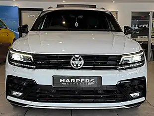 Used 2019 Volkswagen Tiguan R-Line Tech - Interior and Exterior details 4