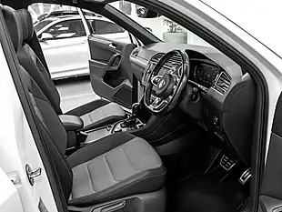 Used 2019 Volkswagen Tiguan R-Line Tech Pure White - Interior and Exterior details 14