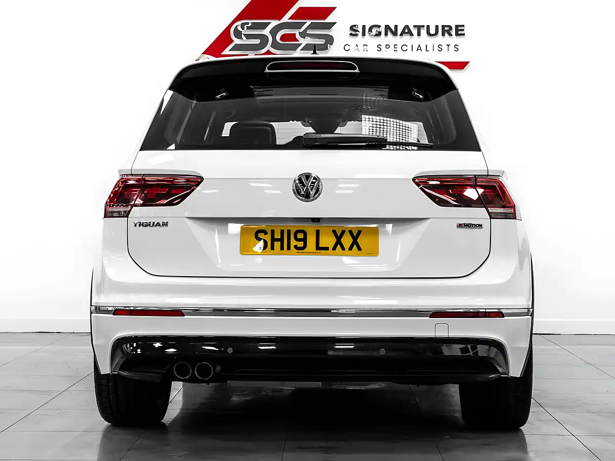Used 2019 Volkswagen Tiguan R-Line Tech Pure White - Interior and Exterior details 6