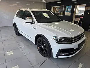 Used 2019 Volkswagen Tiguan R-Line Tech White - Interior and Exterior details 11
