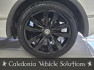 Used 2019 Volkswagen Tiguan R-Line Tech White - Interior and Exterior details 6