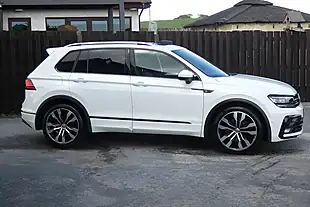 Used 2019 Volkswagen Tiguan R-Line Tech White - Interior and Exterior details 2