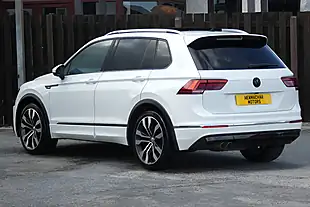 Used 2019 Volkswagen Tiguan R-Line Tech White - Interior and Exterior details 4