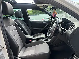 Used 2019 Volkswagen Tiguan R-Line Tech White - Interior and Exterior details 10