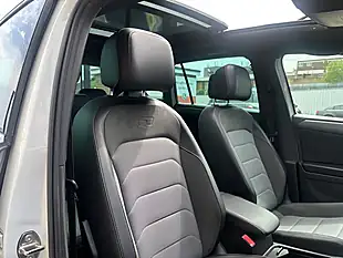 Used 2019 Volkswagen Tiguan R-Line Tech White - Interior and Exterior details 11