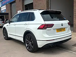 Used 2019 Volkswagen Tiguan R-Line Tech White - Interior and Exterior details 5