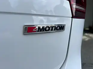 Used 2019 Volkswagen Tiguan R-Line Tech White - Interior and Exterior details 10