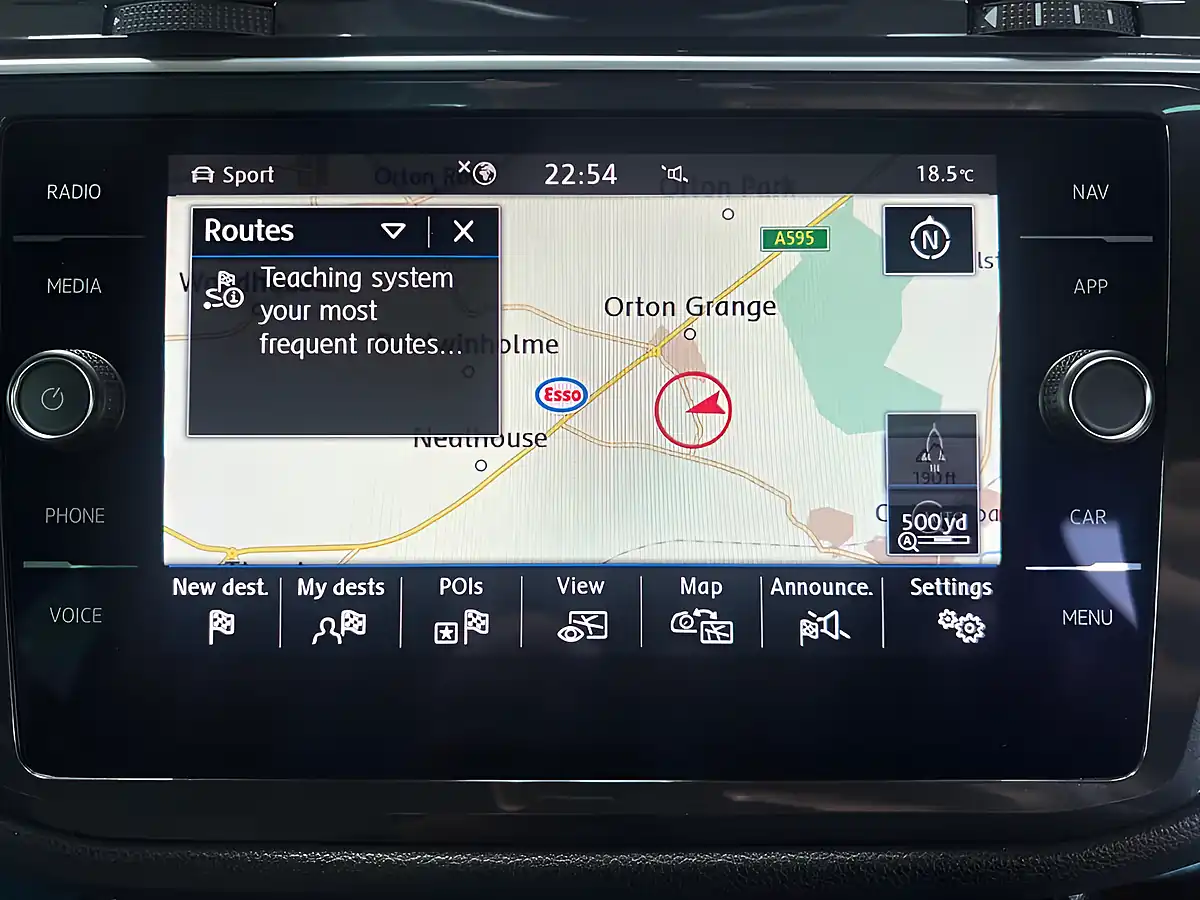 Used 2019 Volkswagen Tiguan R-Line Tech White - Interior and Exterior details 15