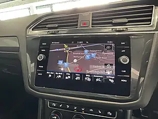 Used 2019 Volkswagen Tiguan R-Line Tech White - Interior and Exterior details 18