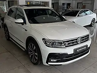 Used 2019 Volkswagen Tiguan R-Line Tech White - Interior and Exterior details 10